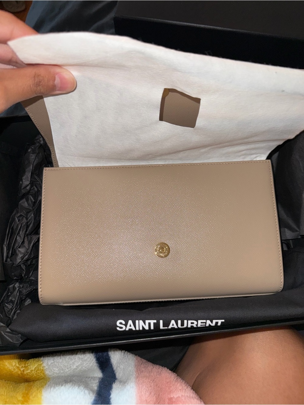 KATE MEDIUM IN GRAIN DE POUDRE EMBOSSED LEATHER - Picture 6 of 10